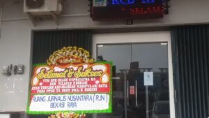 Adanya Temuan Kecurangan & Manipulasi data SMA/K Negeri saat PPDB 2023 RJN Kirimin Karangan Bunga  Ke KCD Wilayah 3 Bekasi