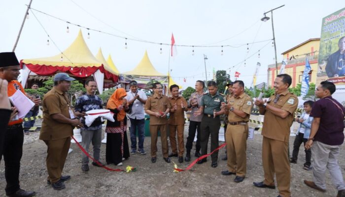 Pemkab Apresiasi Pameran Tamiang Bonsai II