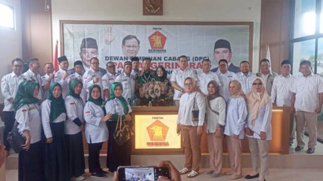 Photo : Jajaran Partai Bulan Bintang Dan Partai Gerindra Kabupaten Tangerang di Acara Konsolidasi Dan Silahturahmi (19/08/2023)