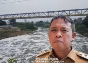 Limbah Berat Cemari Kali Bekasi,  FORKIM : “Tri Ardianto Walikota Bekasi Harus Bertanggung Jawab!!!”