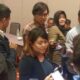 Foto : Fasca Featrix Marketing Communication Manager Hotel Episode Gading Serpong menjelaskan kepada wartawan tentang konsep tradisional Baduy dan Peranakan (30/08)
