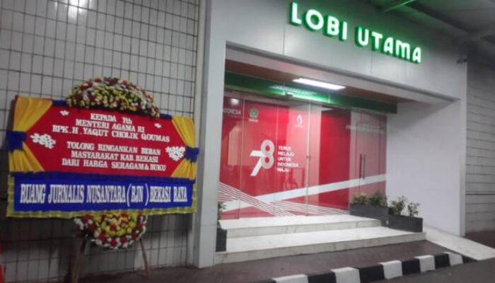Baju Seragam dan Buku Capai 3 juta, RJN Kirimkan Bunga KEMENAG RI