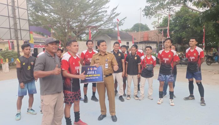 Membanggakan Pordes Pabuaran Raih Juara 1 Tournamen Voly Ball Putra Forcam Cup