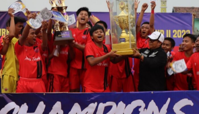Sukses Digelar, Turnamen Sepak Bola Kok Cup Kecamatan Jayanti Resmi Ditutup