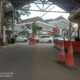 Photo : Suasana macet di DPRD Banten akibat 4 dari 5 gerbang KP3B terblokir, (18/09)