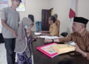 Kades Cijulang Endang ST Membuka Acara Simbolis Penyaluran Bantuan Langsung Tunai Untuk 66 KPM Dari Dana Desa