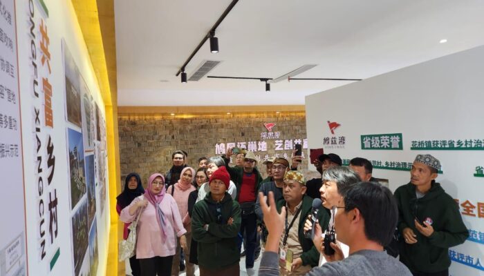 Puluhan Kepala Desa Pelajari Perencanaan Pembangunan Terpadu Di China