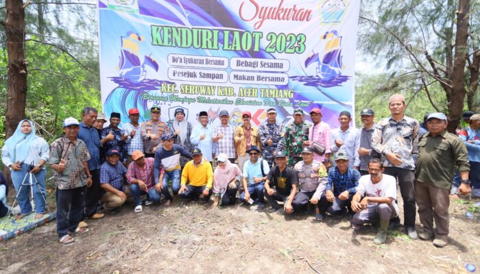Hadiri Kenduri Laot, Pj Bupati Ajak Warga Lestarikan Adat Istiadat Sesuai Tuntunan Syariat