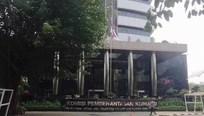 Datangi KPK, RJN Pertanyakan Kebenaran 2 Tersangka Kasus WC Sultan