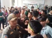 Baru Sehari Menjabat PJ.Bupati Lebak Di Demo Mahasiswa,Ini Tuntutannya