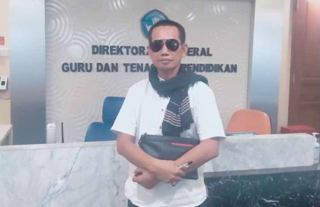 Eli Sahroni Koordinator Forum Guru Honorer Kabupaten Lebak (04/12/2023)