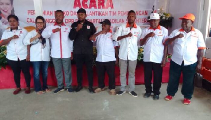 Resmikan Posko Dan Lantik 42 Tim  Kerja, PKS Optimis Rebut 2 kursi pada Pileg Maybrat 2024