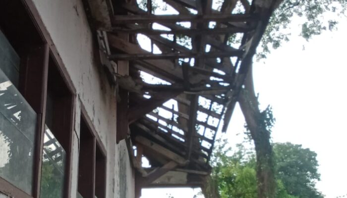 Prihatin! Bangunan SDN Onyam 2 Kecamatan Gunung Kaler Kondisi Rusak Parah