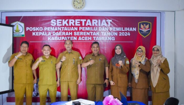 Pj Bupati Asra Tinjau Sekretariat Posko Pemantauan Pemilu & Pilkada 2024