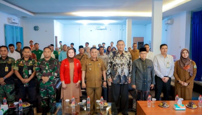 Buka Sosialisasi & Pendidikan Politik, Pj Bupati Asra Ajak Masyarakat Gunakan Hak Pilih Dalam Pemilu
