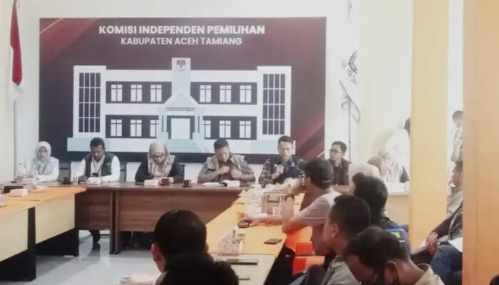 Hasil Rekapitulasi Aplikasi SIREKAP Gejolak Dikecamatan, KIP Aceh Tamiang Gelar Rapat Koordinasi