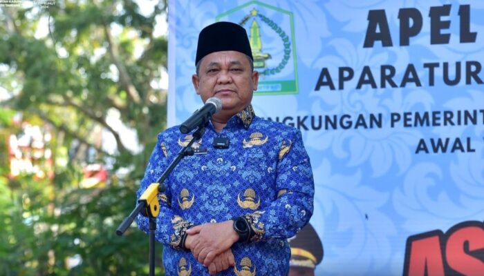 Ini Pesan Pj Bupati Asra Saat Pimpin Perdana Apel Akbar ASN