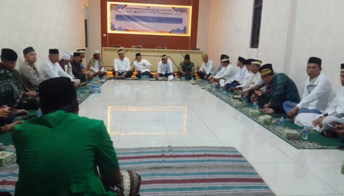 Pemerintahan Kecamatan Mekar Baru Giat  Taraweh keliling