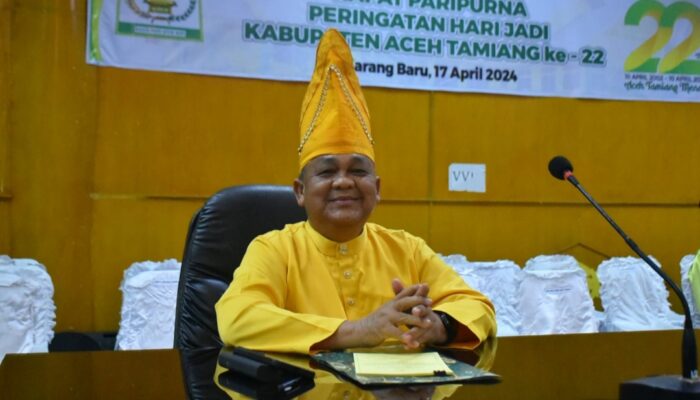 Pj Bupati Asra Menghadiri Rapat Paripurna di Ruang Utama DPRK