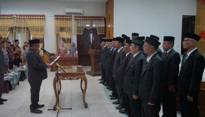 Lantik & Kukuhkan Pengerus  MPD, Ini Pesan Pj Bupati Asra