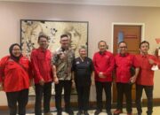 Berikan Surat Tugas, PDIP Usung Andika Hazrumy di Pilkada Kabupaten Serang 2024