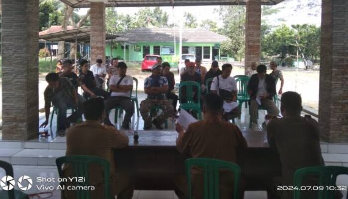 Audiensi Badak Banten Perjuangan: Dugaan Pengendapan BLT Desa Bojongjuruh, Kades Akui Dalih Verifikasi