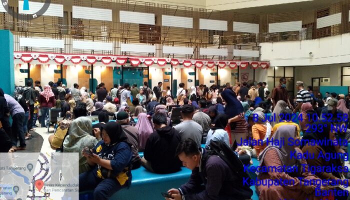 Carut Marut Pelayanan Dukcapil Kabupaten Tangerang, Bagaikan Pasar Tanpa Pengarahan, Warga Kecewa