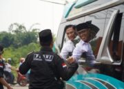 Andra Soni-Dimyati Daftar ke KPU Banten Naik Mobil Elf Angkutan Umum Tujuan Banten Selatan
