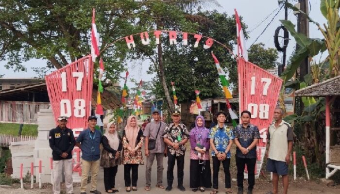 Semarak Peringatan HUT RI Ke-79 Kelurahan Kadu Agung Adakan Lomba Kreasi Gapura Hias, Warga Antusias