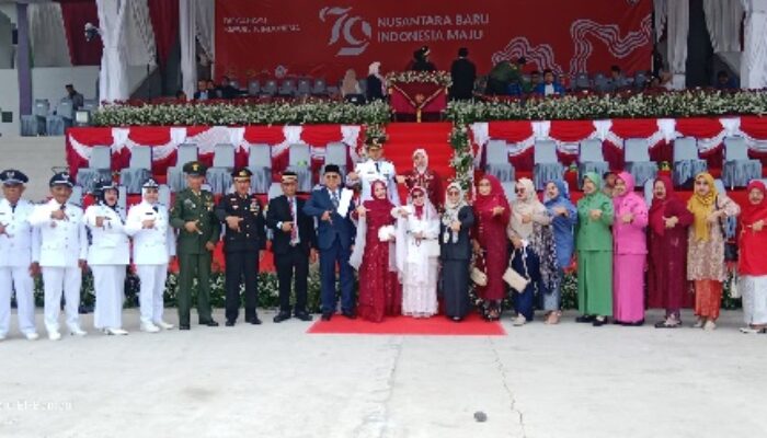 Pemerintah Kecamatan Jayanti Berkolaborasi Dengan Pondok Pesantren Daar El Qolam 3 Kampus Dza Izza Gelar Upacara Peringatan HUT Ri Ke-79