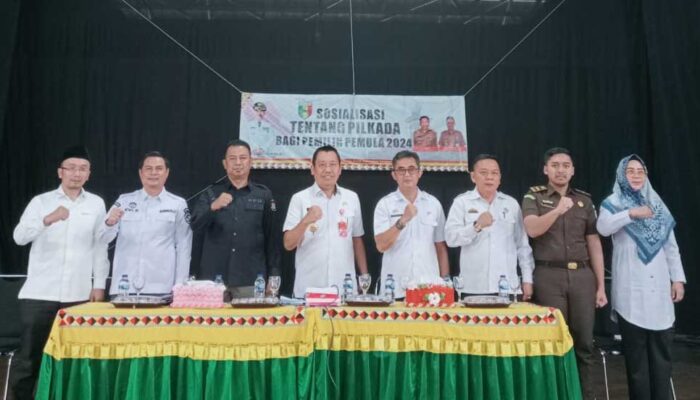 PJ Sekda Tanggamus Buka Sosialisasi Pilkada Pemilih Pemula 2024