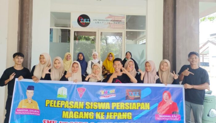 10 Orang Siswa-siswi di SMK Negeri 3 Karang Baru Magang ke Jepang