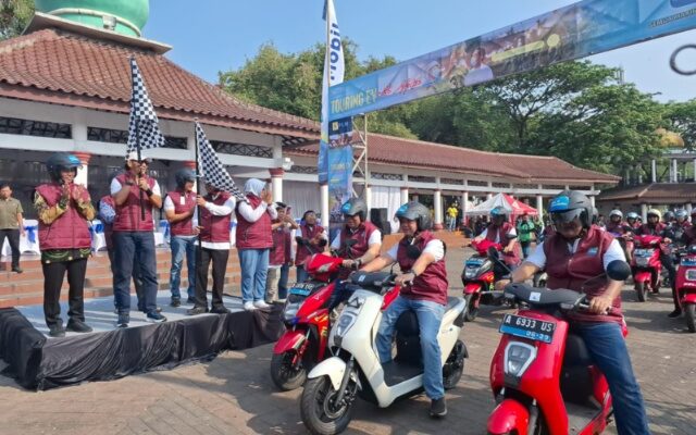 PLN Banten Gelar Touring Motor Listrik, Perkuat Sinergi dengan Pemerintah dan Media