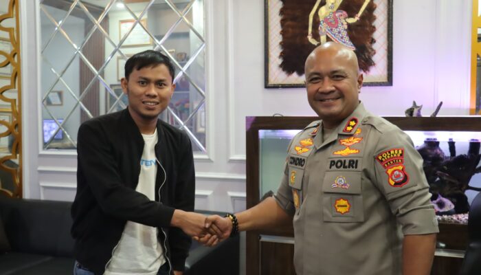 Kapolres Serang Belikan Kambing Wartawan yang 3 Ekor Ternaknya Digondol Maling