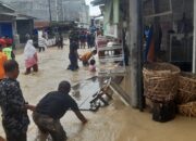 Warga Perkotaan Pekan Seruway & Muka Sei Kuruk Panik, Tanggul Dibantaran Sungai Depan Indomaret Jebol