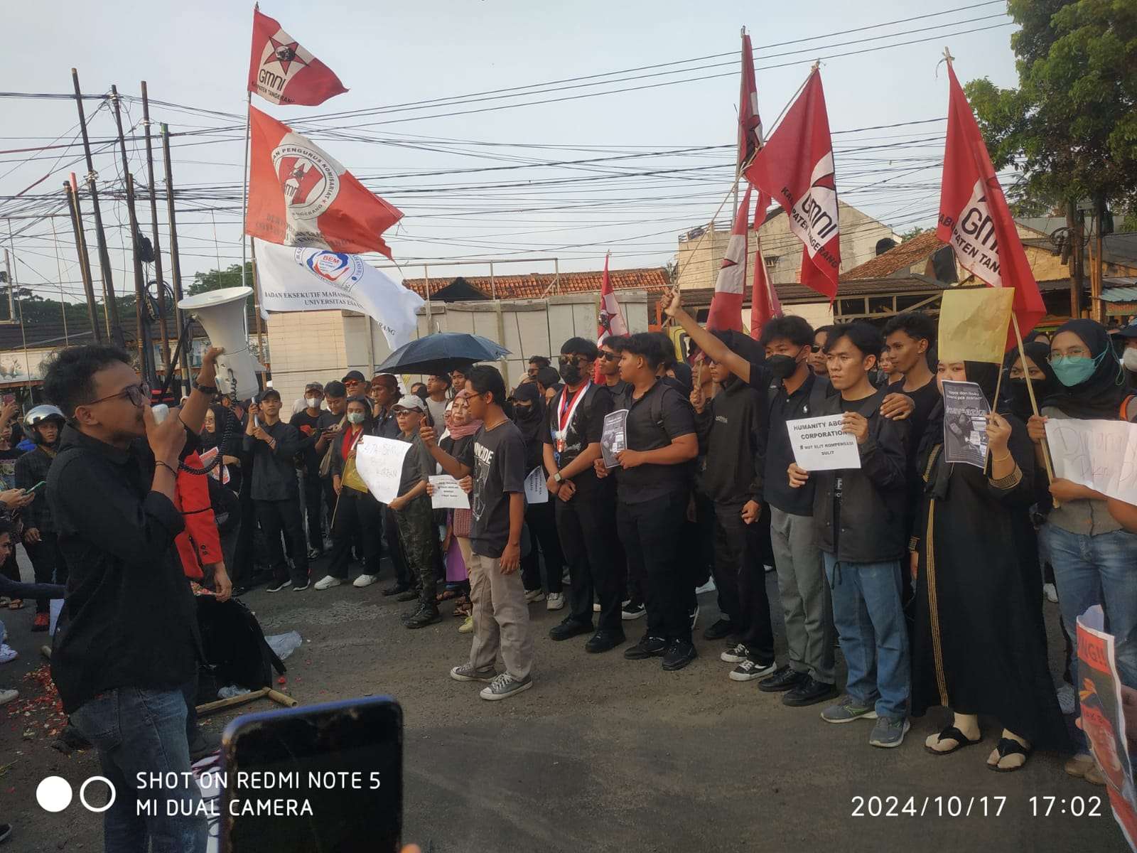 Foto: Aksi Solidaritas GMNI Kabupaten Tangerang Di Bundaran Bugel kec Tigaraksa
