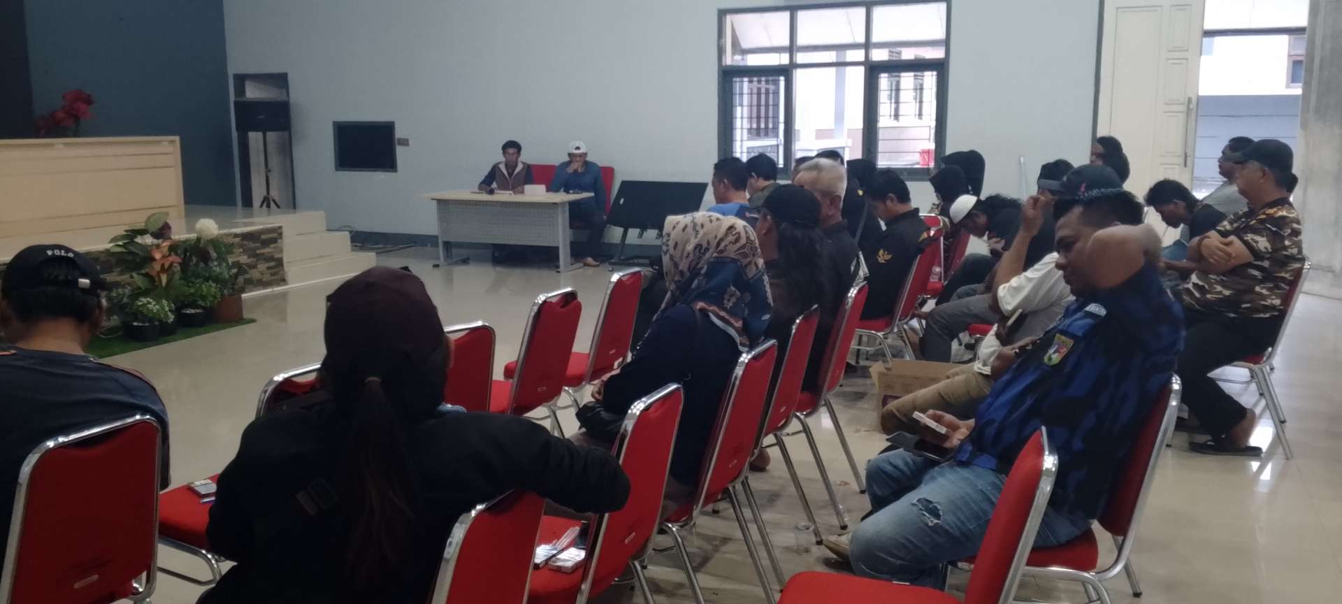 Foto: Almast Rapat Konsilidasi jelang Audiensi ke Dinas Perhubungan Kabupaten Tangerang, Senin 28/10/2024.( Dedi )