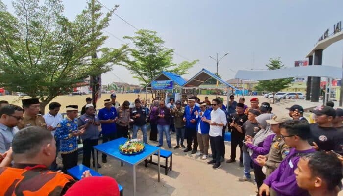 Foto: Doa bersama sebelum Pemotongan tumpeng