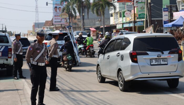 Ditlantas Polda Banten Laksanakan Gatur dan Himbauan serta Teguran di Hari Keenam Ops Zebra Maung 2024