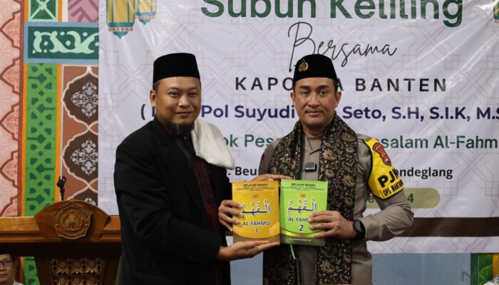 Ini Pesan Kapolda Banten kepada Santri dan Warga dalam Kegiatan Safari Subuh Keliling