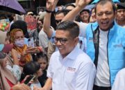 Kampanye di Kabupaten Serang Andra Soni Janjikan Sekolah Gratis, Warga Antusias