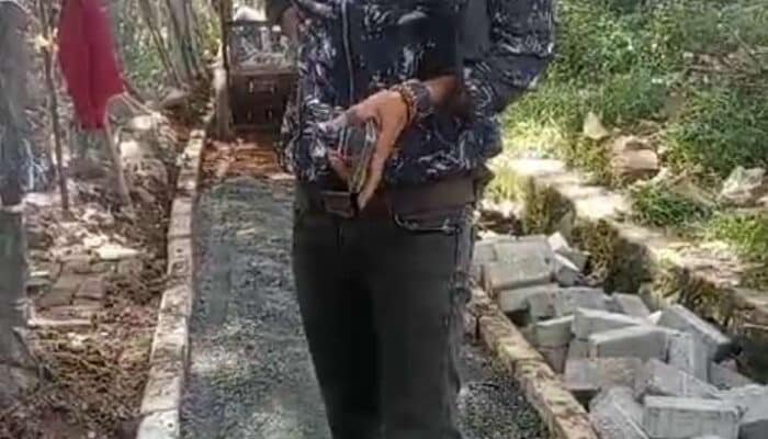Terkait Paving Blok Di Desa Blukbuk, Aktivis Meminta Dinas Untuk  Investigasi Apakah Ada Dugaan  Kecurangan?