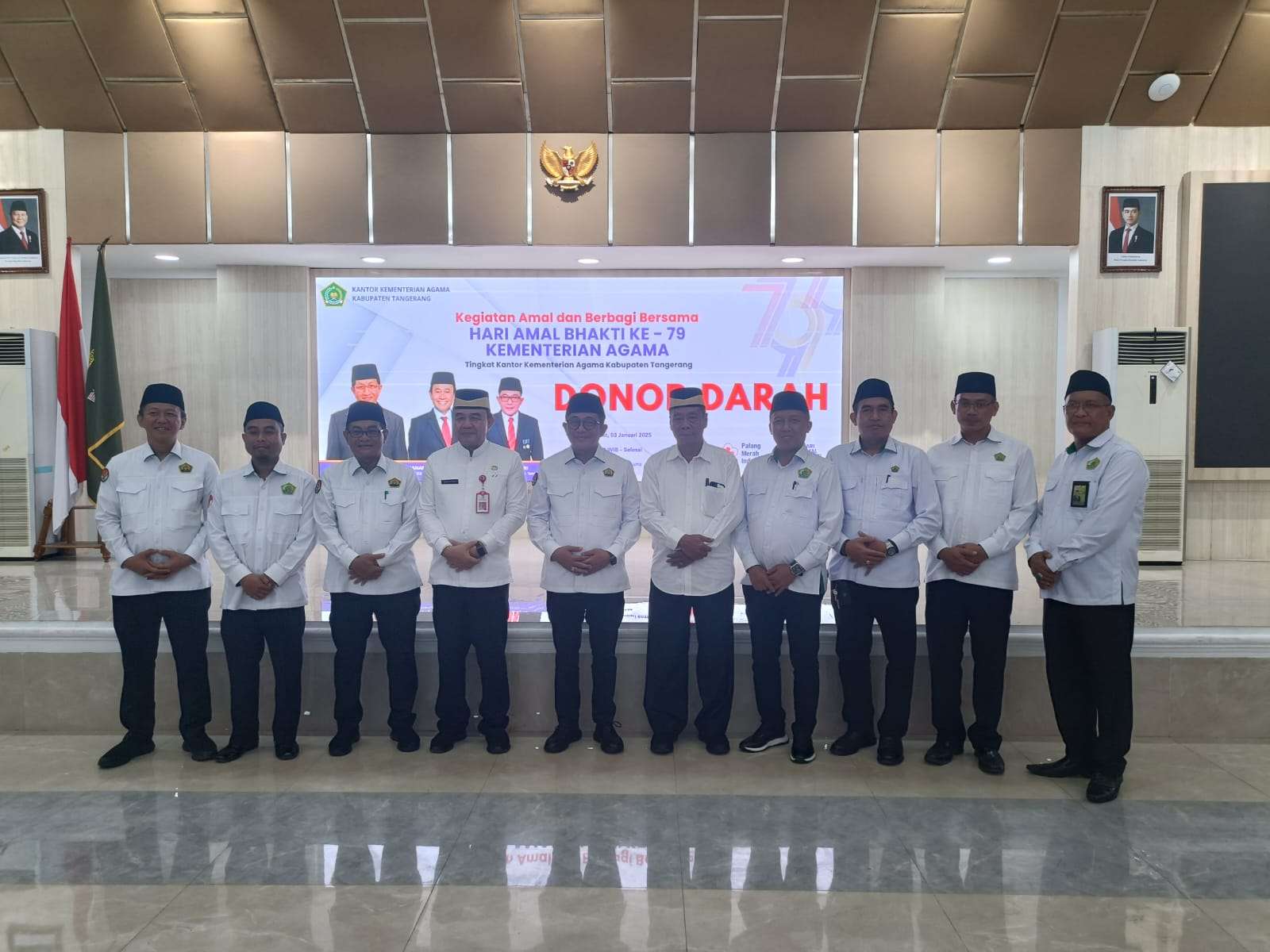 Foto: Kantor Kementerian Agama (Kemenag) Kabupaten Tangerang bersama Palang Merah Indonesia (PMI) Kabupaten Tangerang peringati Hari Amal Bhakti ( HAB ) ke - 79 ( Dedi )