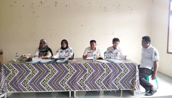 Muspika Kecamatan Binuang Mengadakan Monitoring Dan Evaluasi (Monev) Di Desa Gembor