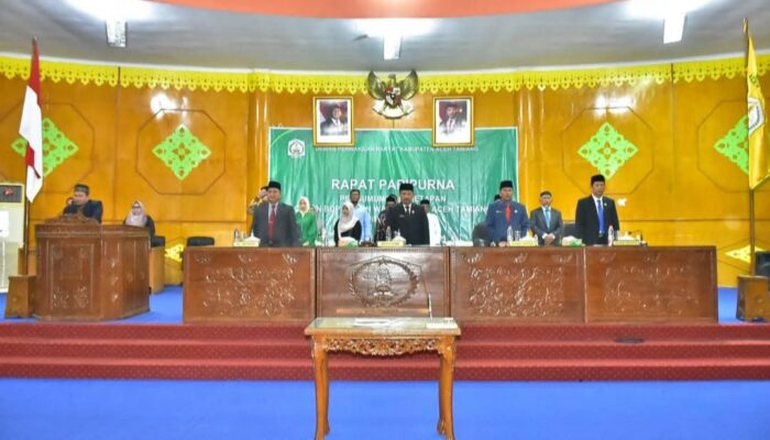 Pj Bupati Asra Hadiri Rapat Paripurna Penetapan Calon Bupati & Wakil Bupati Aceh Tamiang 2025-2030