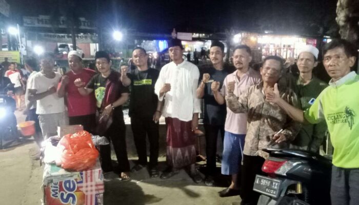 Pemerintah kecamatan Pasar Kemis dinilai Tutup Mata, Warga Perbaiki Jalan Rusak Secara Swadaya