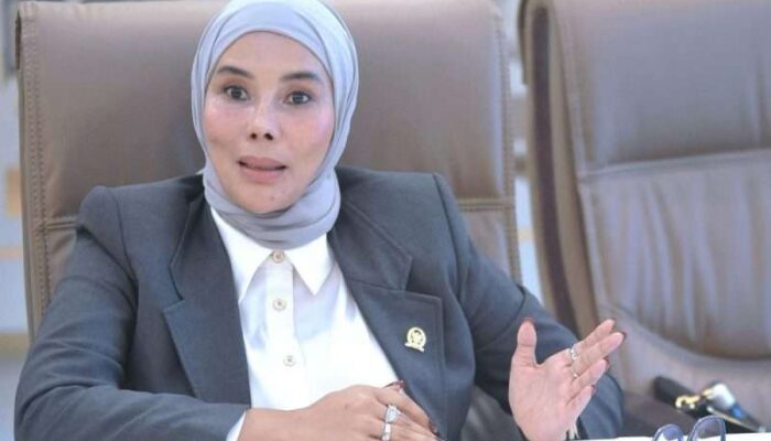 Okta Kumala Dewi Kecam Teror Kepala Babi terhadap Jurnalis Tempo