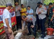 Kapolresta Tangerang Letakkan Batu Pertama Program Bedah Rumah di Kresek