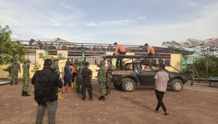 BPBD Aceh Tamiang Perbaiki Dua Sekolah Terdampak Angin Puting Beliung