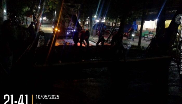 Proyek Betonisasi Jalan di Perum Mustika Sarat Kejanggalan: Ditemukan Lobang Misterius dan Tak Ada Papan Proyek